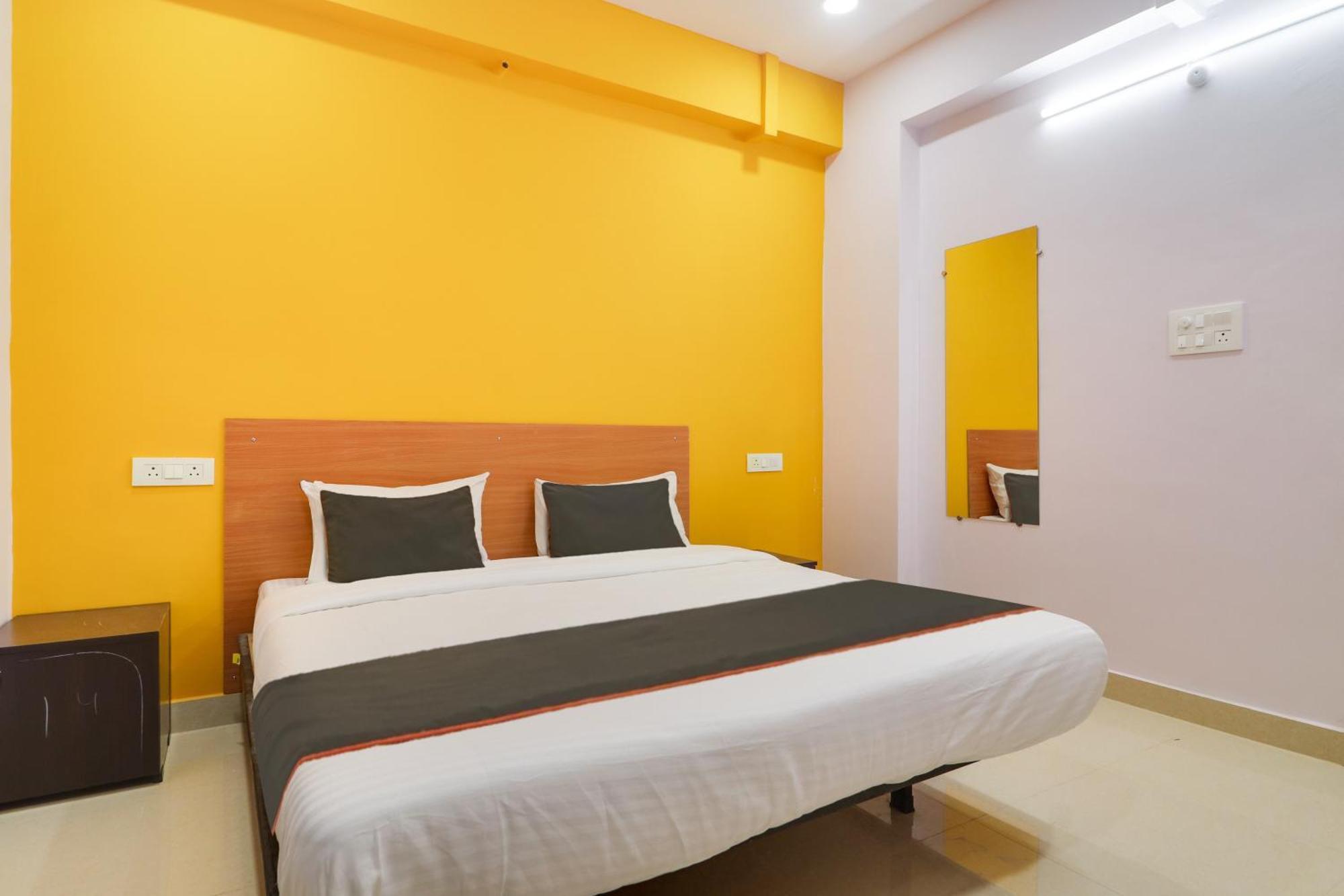 Collection O Rbs Kothapet-Nagole Road Hotel Хидерабад Екстериор снимка